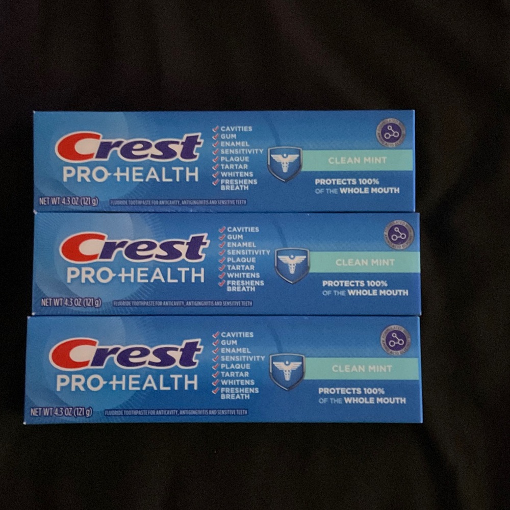 Crest Pro-Health Clean Mint Blue Packaging